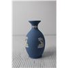 Image 2 : Wedgewood Jasper Ware Vase