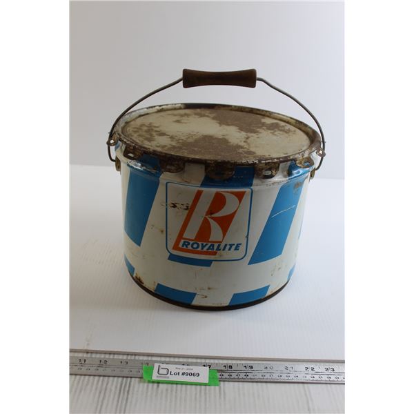 Royalite Grease Pail - Bodnarus Auctioneering