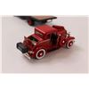 Image 10 : 1941 Chevrolet Flatbed Die Cast Truck (RH Door Hinge Broken) & 1932 Chevrolet Confederate Series (Da
