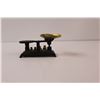 Image 6 : Cast Iron Miniature Balance Scale with Weights