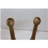 Image 3 : (2) Vintage Juggling Pins