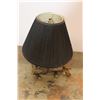 Image 4 : *Woodsman Theme Table Lamp - Working