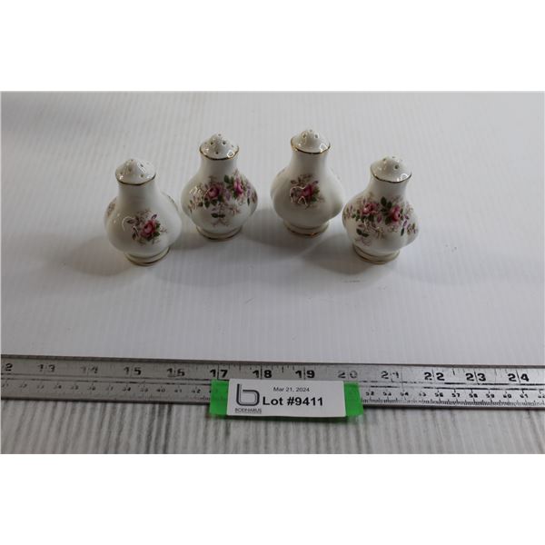 (2) Sets Royal Albert Lavender Rose Salt and Pepper Shakers