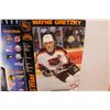 Image 7 : (3) Hockey posters - National Hockey League - 1993 NHL 1994 - NHL Wayne Gretzky (corner is ripped)