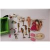 Image 2 : Vintage Irwin "Dawn Doll Case" - Contents Included (4) Dolls & Accessories, Lego Stove, Sink & End T