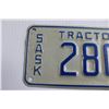 Image 2 : Saskatchewan 1972 Tractor License Plate