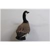 Image 4 : Canada Goose Heritage Decoys
