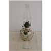 Image 5 : #1 Milk Glass Kerosene Lamp