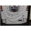 Image 4 : * Framed Signed Oilers Hockey Jersey - 32 x 40