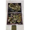 Image 1 : JEWELRY BOX WITH ASSORTED JEWELRY CONTENTS