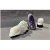 Image 2 : LOT OF AMETHYST, ROSE QUARTZ SPHERE AND QUARTZ