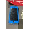 Image 2 : IPHONE WITH CASE AND FRIDGE MAGNETS