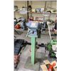 Image 1 : BALDOR 3/4 HP 115VOLTS GRINDER ON METAL STAND