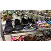 Image 2 : SHELF LOT OF ASSORTED SHOES
