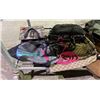Image 2 : SHELF LOT OF ASSORTED BAGS