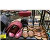 Image 2 : SHELF LOT OF ASSORTED SHOES