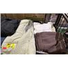 Image 3 : SHELF LOT OF ASSORTED CLOTHING INCLUDING: T-SHIRTS, SWEATPANTS, VEST AND MORE