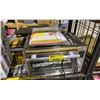 Image 1 : GALANZ TOASTER OVEN *NEEDS CLEANING* AND HENCKELS CUTTING BOARD SET
