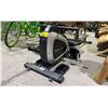 Image 2 : FITNESS REALITY ROWING MACHINE