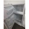 Image 2 : Frigidaire Fridge