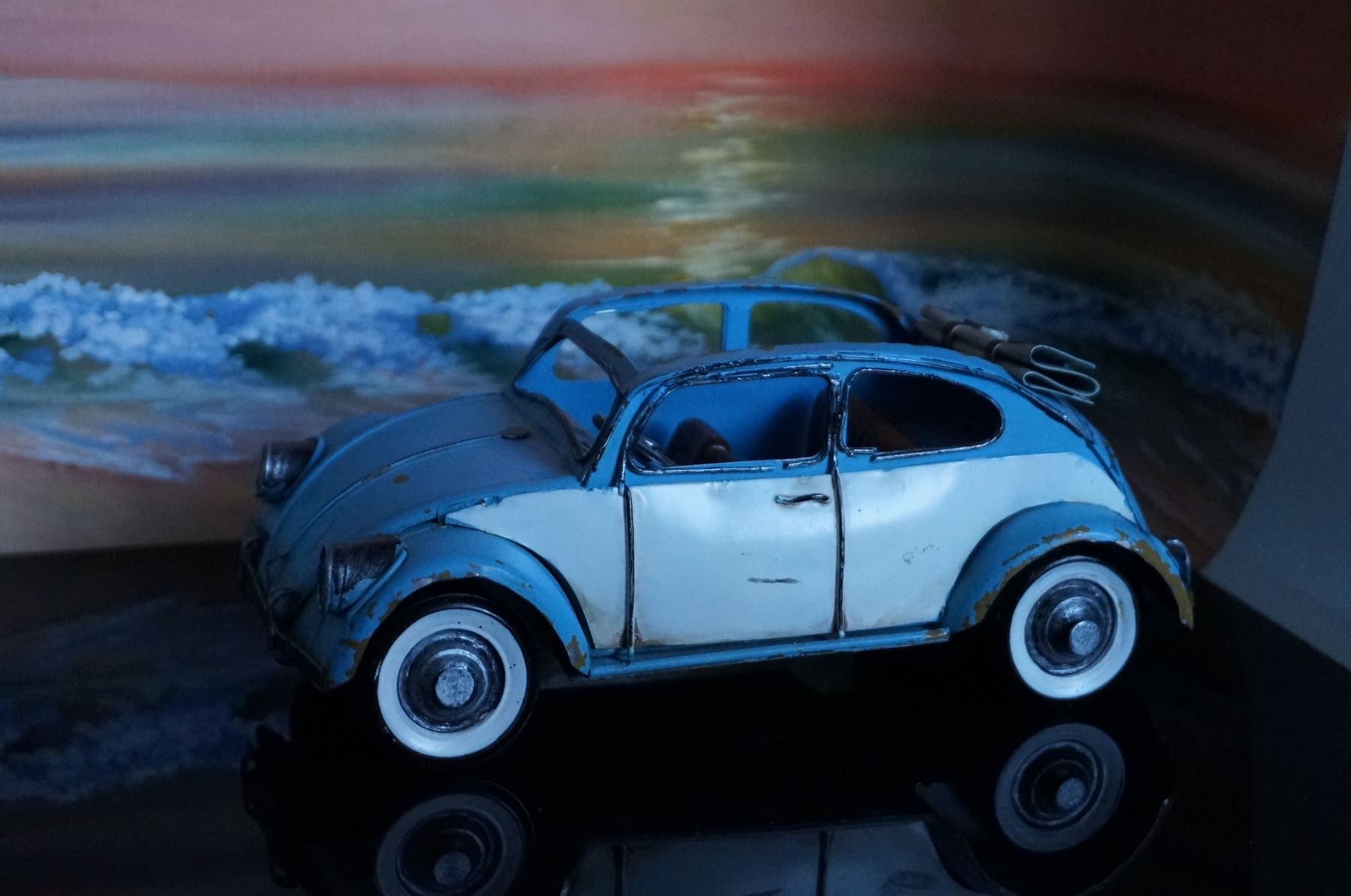 Vintage car model with open top