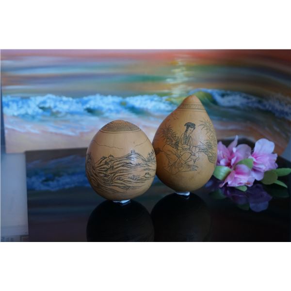Vintage Chinese Gourd Art, LANZHOU GOURD ART, Fine detailed with with geisha and Chinese wall