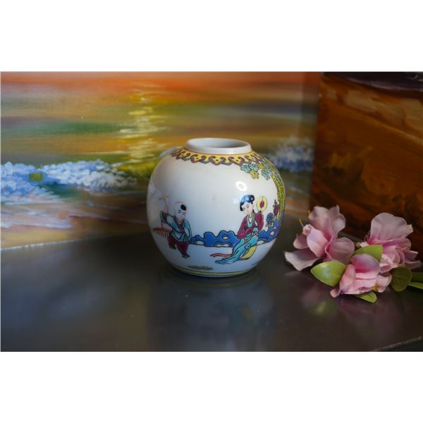 Vintage Chinese Ginger Jars with Birds, geisha and a boy, Chinese Porcelain Ginger Jar,