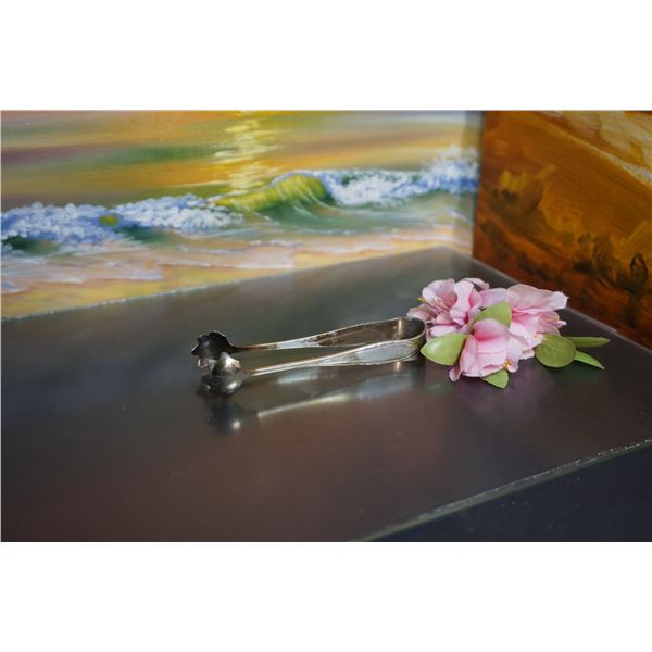 Vintage silverplated 90 sugar tong