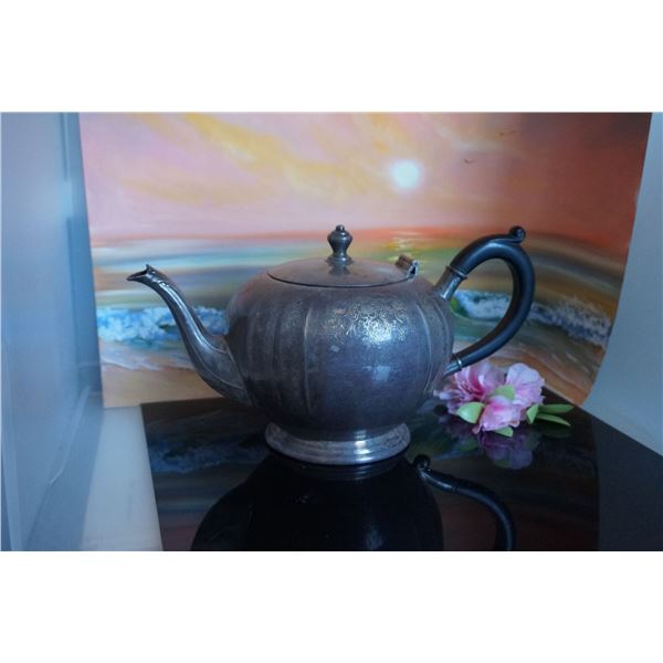 Antique english teapot, SilverPlated Teapot , home decor, kitched decor, collectible teapot 1881 Wm