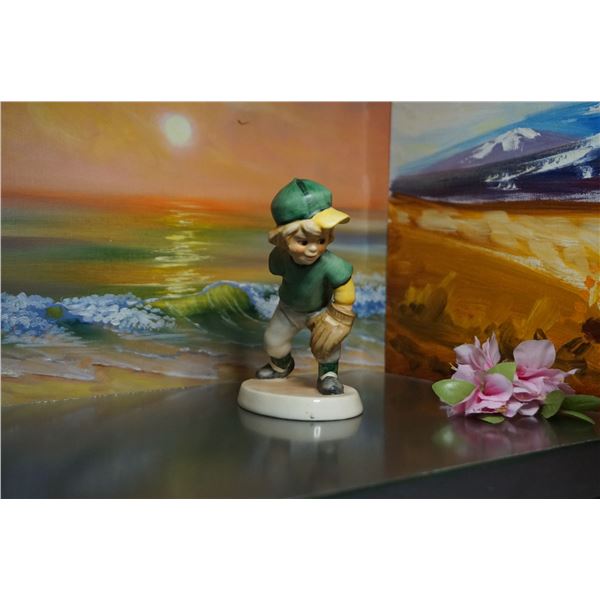 Vintage Goebel figurine 1978 boy H Holt, Berta Hummel Gift Collection Hand painted, baseball boy #2