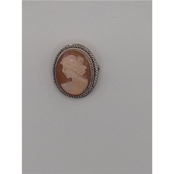 Mid Century Italian shell cameo brooch in silver
