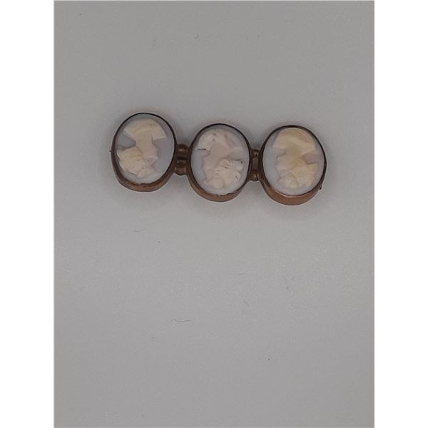 Victorian conch sell hand carved cameo brooch