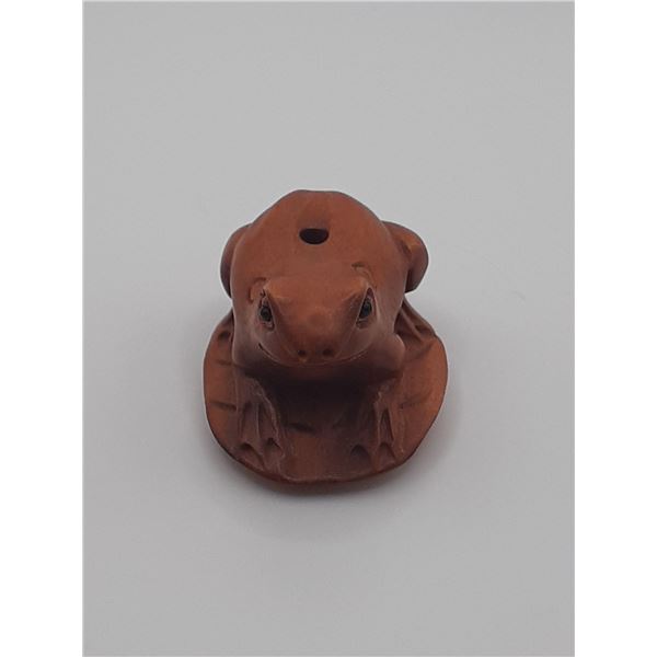Antique WOOD Japanese NETSUKE frog