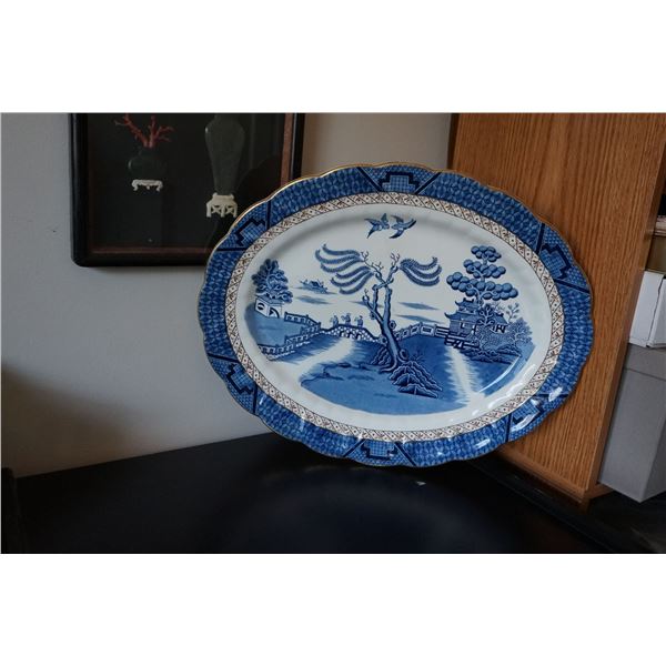 Blue and white porcelainl, Large old willow tree porcelain, made in England