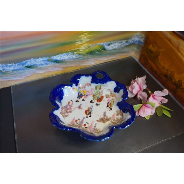 Vintage Asian Porcelain oyster plate, oriental decor, Geisha Girls plate, Oyster Serving Plate