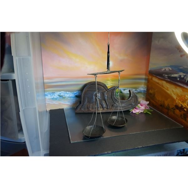 Antique Brass Hand carved wood case hand held scale Weighing Scales L 8,5 inch, Elephant hand carved