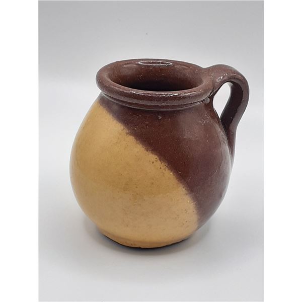 Vintage lovely ceramic pot