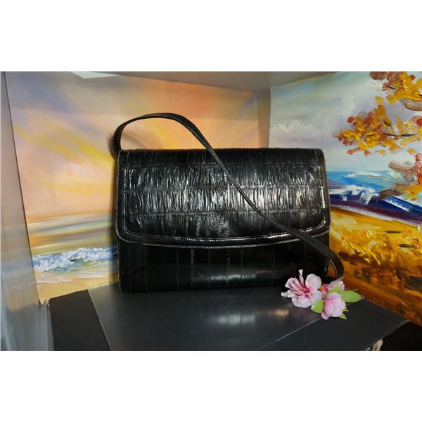 1950 EEl skin black bag