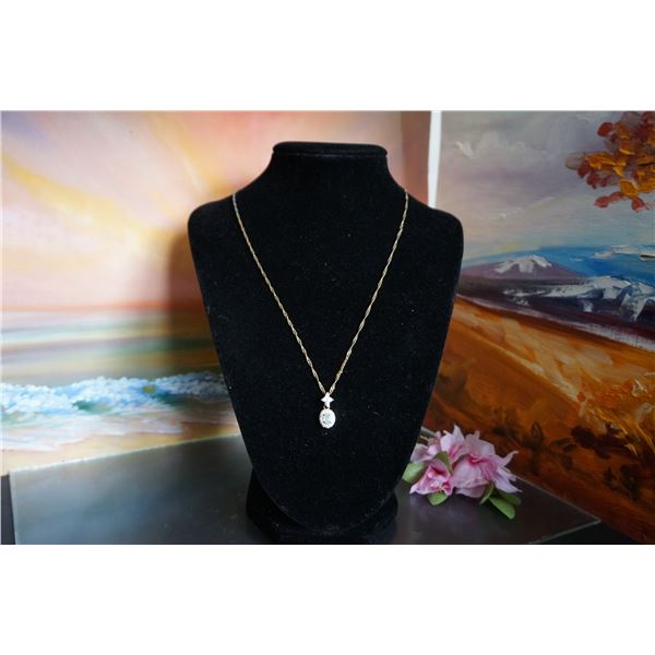 Vintage gold tone pendant with opal