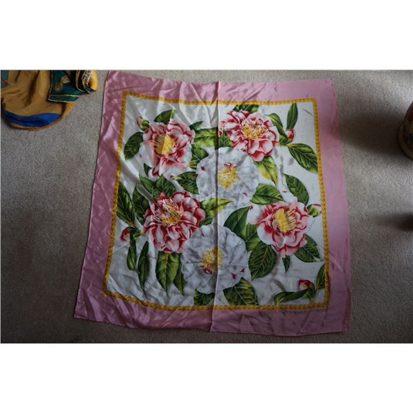 Vintage silk Adrienne Vittadini square scarf