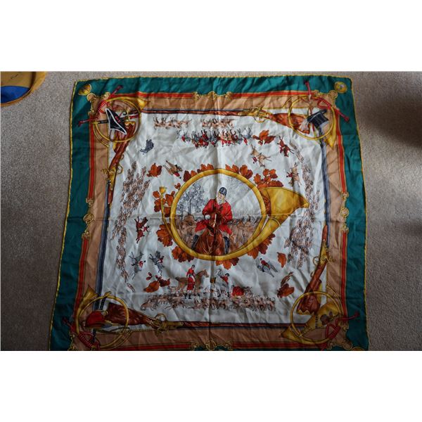 Vintage scarf with hunting scenery, Venari Justa