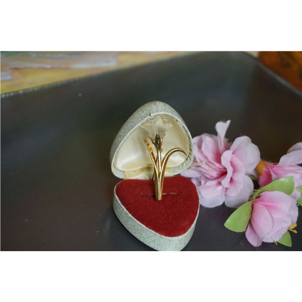 Vintage Swarovski Crystals Brooch