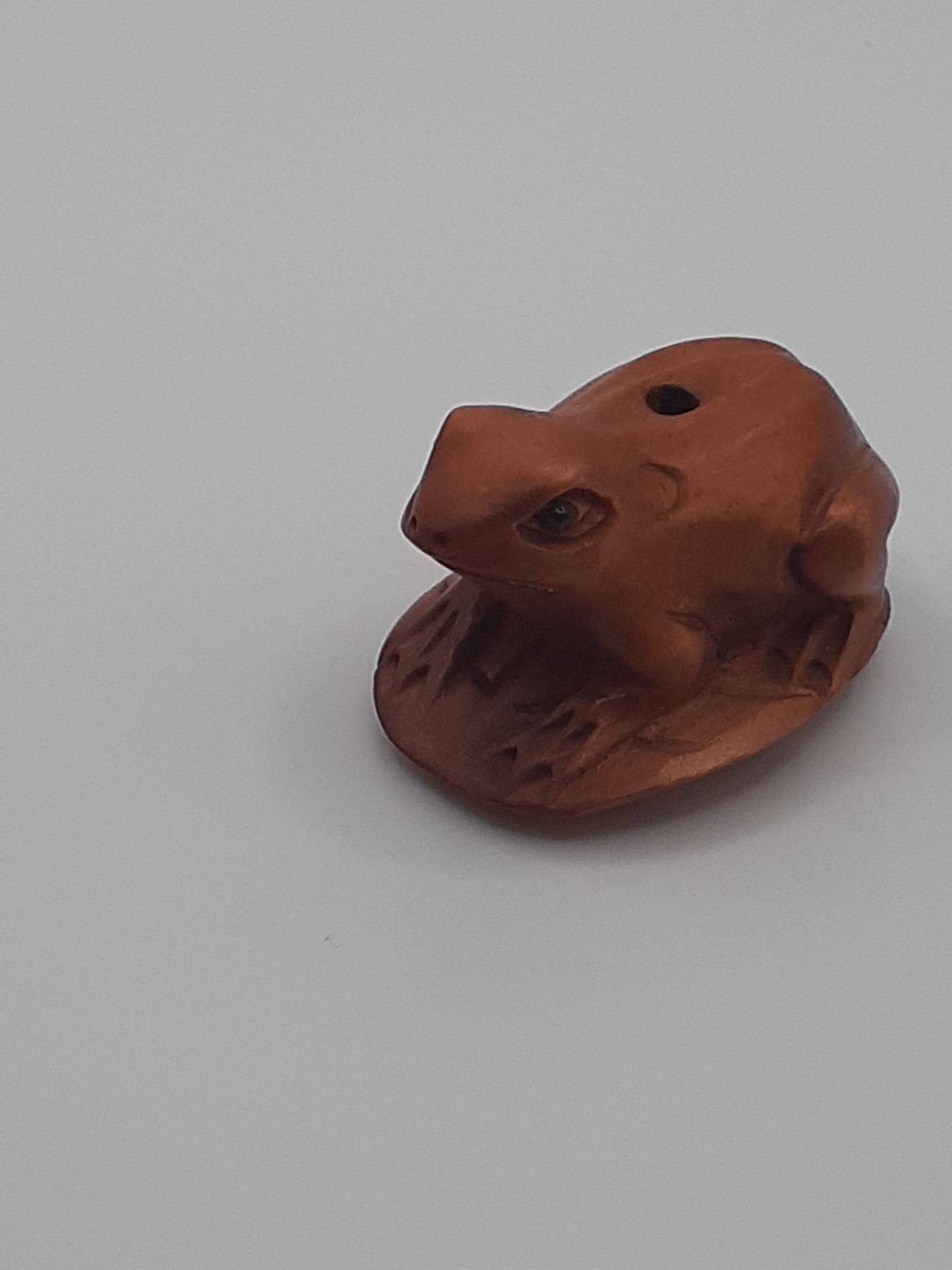 Antique WOOD Japanese NETSUKE frog