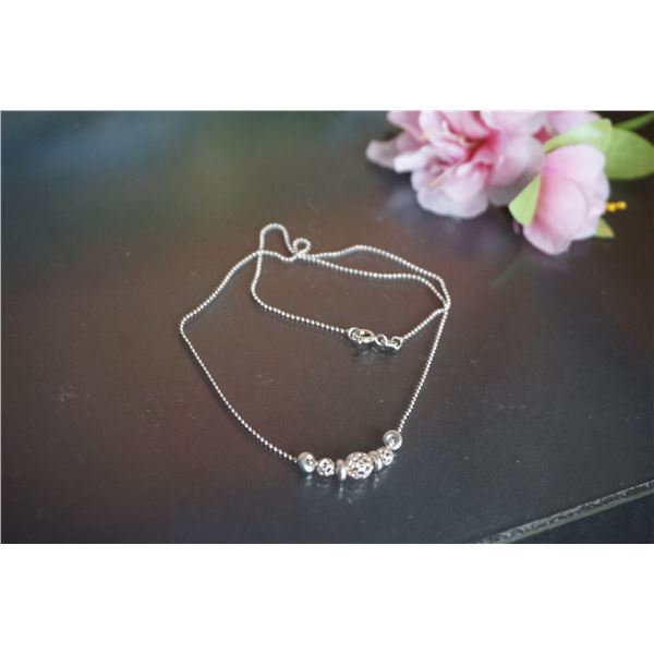 Vintage lovely necklace with delicate beads Made in Italy silver 925