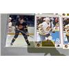 Image 2 : LOT OF ASSORTED SPORTS COLLECTIBLES INCLUDING; AUTOGRAPHED GORDIE HOWE CARD, AUTOGRAPHED PAVEL BURE