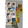Image 3 : LOT OF ASSORTED SPORTS COLLECTIBLES INCLUDING; AUTOGRAPHED GORDIE HOWE CARD, AUTOGRAPHED PAVEL BURE