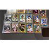 Image 3 : LOT OF ASSORTED BASEBALL CARDS