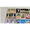 Image 2 : LOT OF ASSORTED BASEBALL CARDS