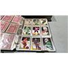 Image 5 : 4 BINDERS OF ASSORTED HOCKEY CARDS
