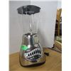 Image 1 : OSTER BLENDER